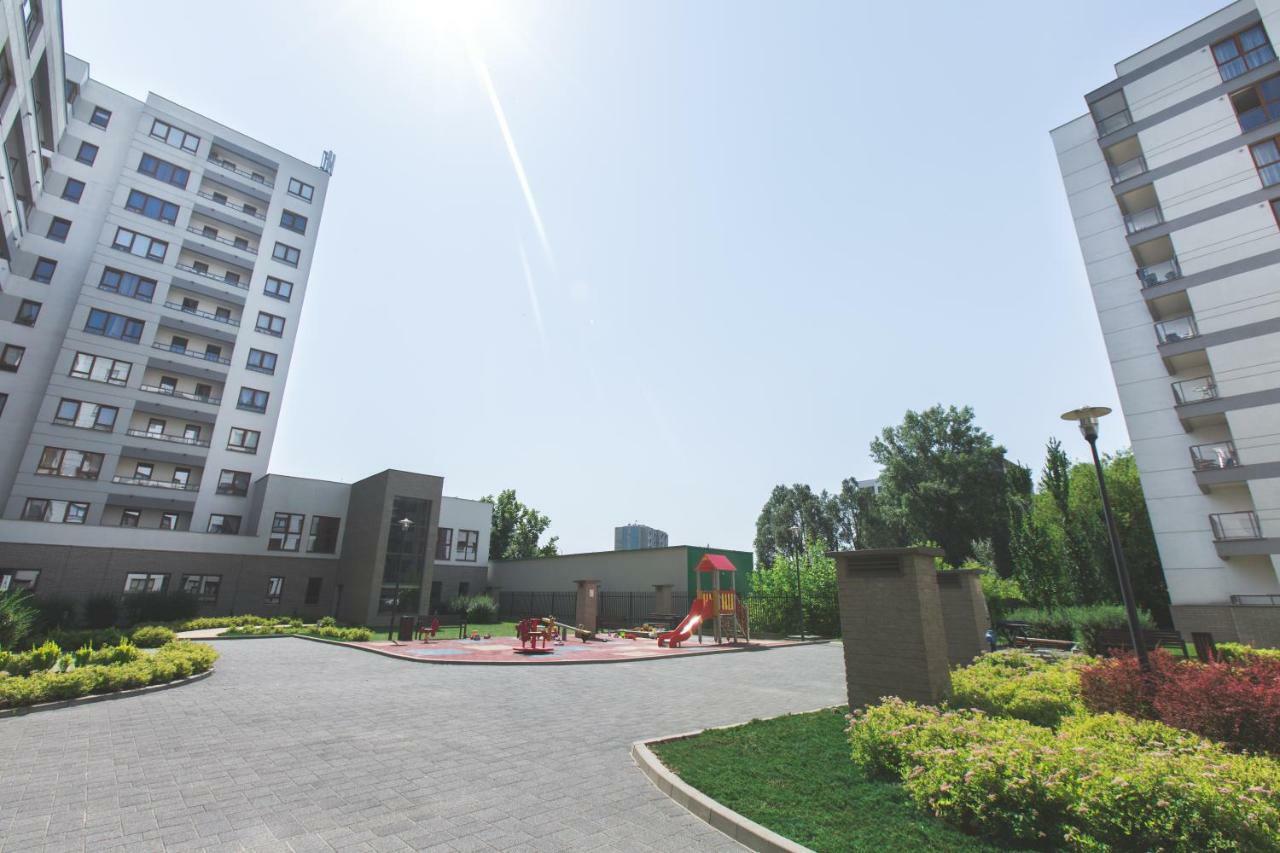 Pcd Aparthotel Ochota Warschau Exterior foto